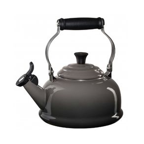 Chaleira Tradicional com Apito 1,6L Flint Le Creuset