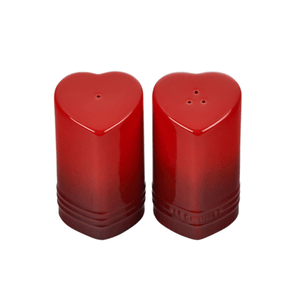 Set Saleiro e Pimenteiro Coração Vermelho 130ml Le Creuset 2 peças