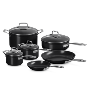 Set 4 Panelas e 2 Frigideiras Non-Stick Ceramic Essential Le Creuset